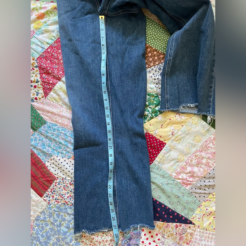 PAIGE Leenah Ankle Jeans in Classic Blue Wide Leg Raw Hem Excellent Shape Size32 - Picture 9 of 11